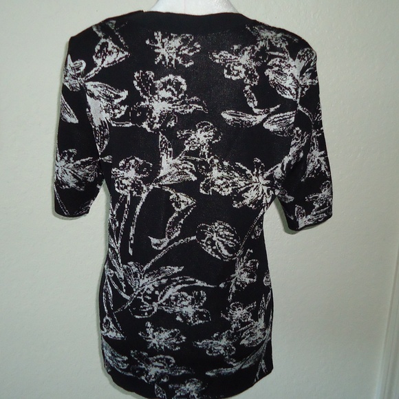 WHITE HOUSE BLACK MARKET stretchy sweater top size-S - Picture 4 of 9